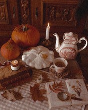 Load image into Gallery viewer, Pumpkin Spice 8 Oz Soy Candle