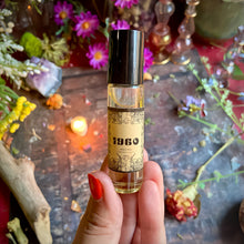 Load image into Gallery viewer, Sweet Tobacco & Musk Perfume Oil Roll-On