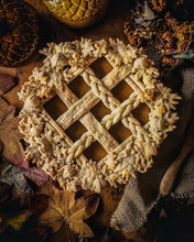 Load image into Gallery viewer, Pumpkin Spice 8 Oz Soy Candle