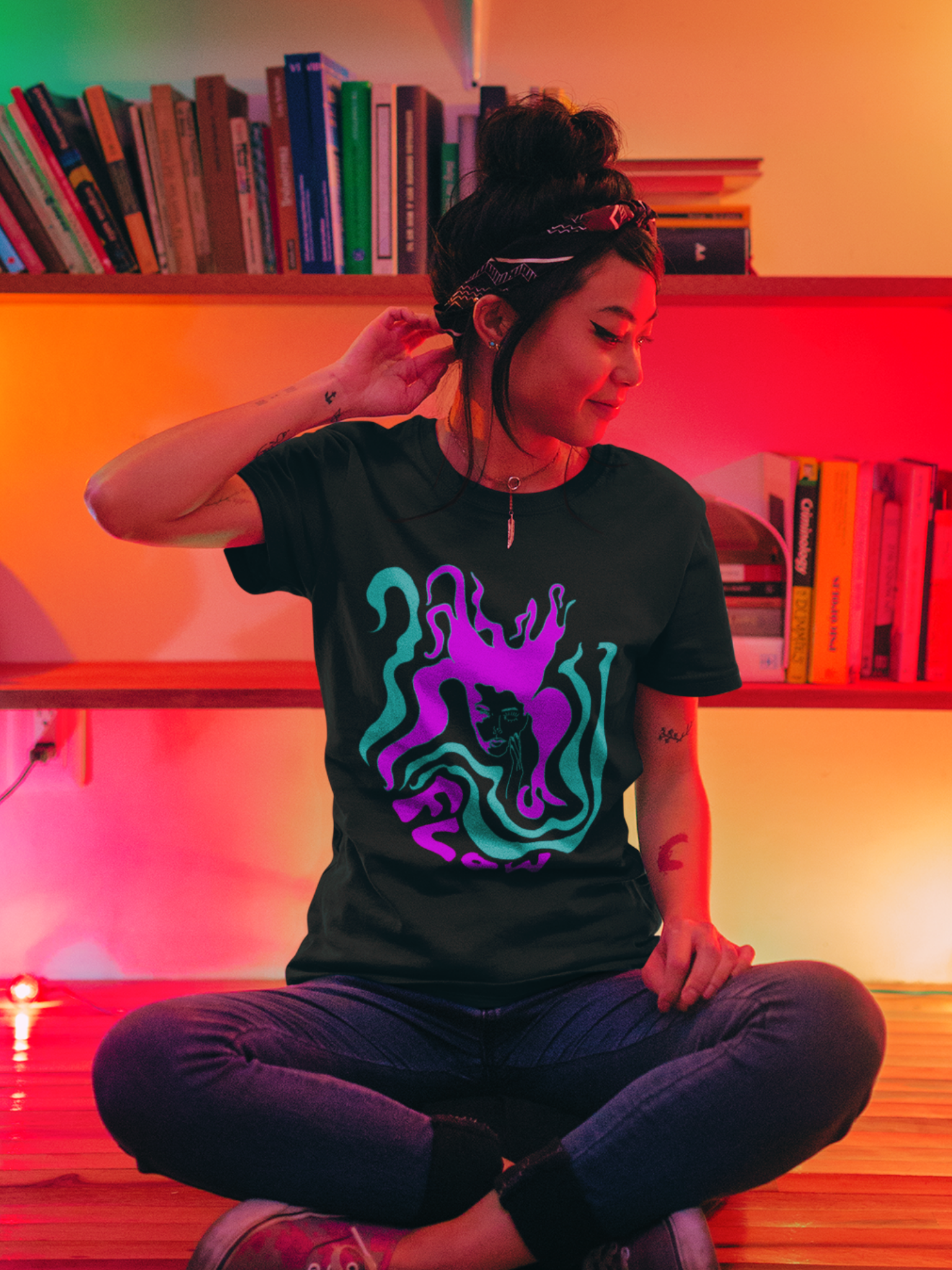 Aquarius "Flow" Vintage Style Unisex Tshirt