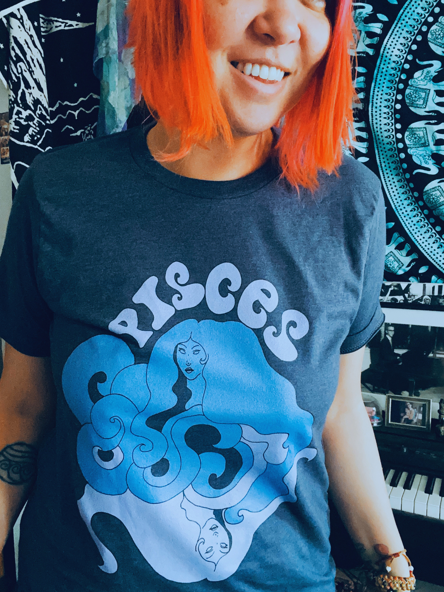 Pisces  Goddess of the Sea Vintage Style Unisex Tee