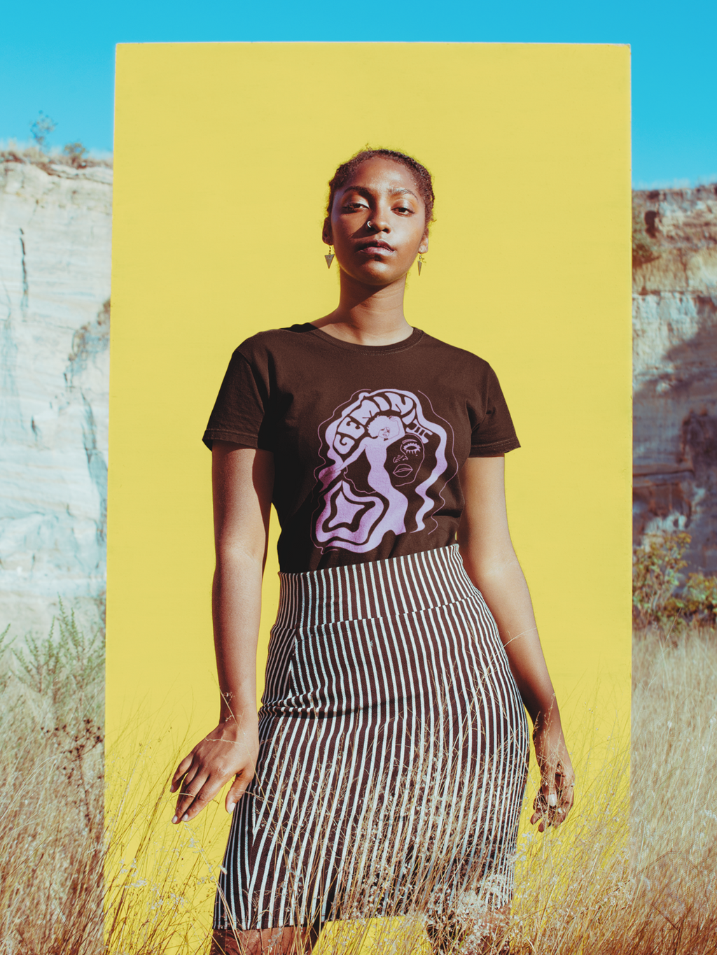 Gemini Twins Vintage Style Unisex Tee