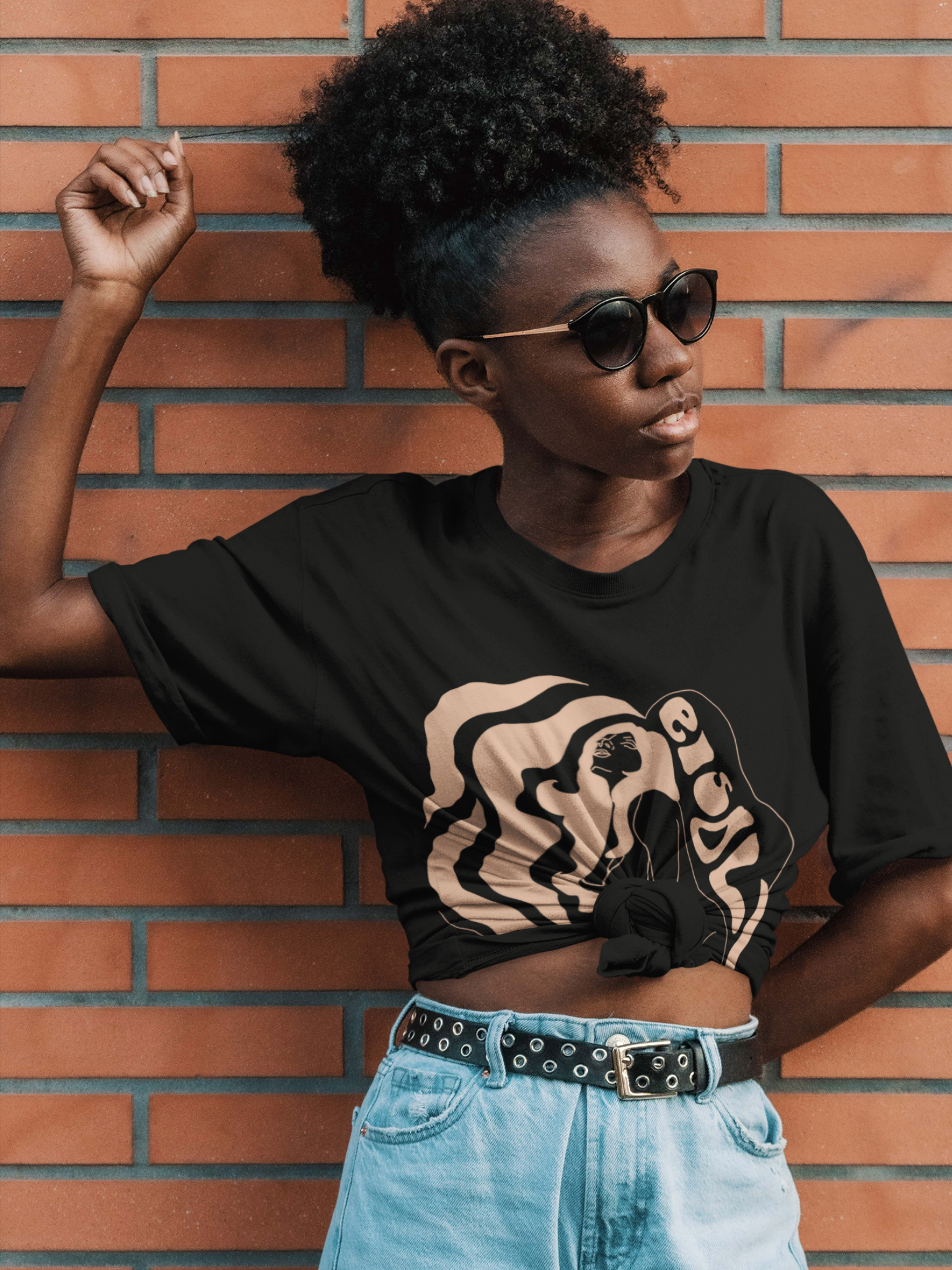 Leo  "El Sol" Vintage Style Unisex Tee