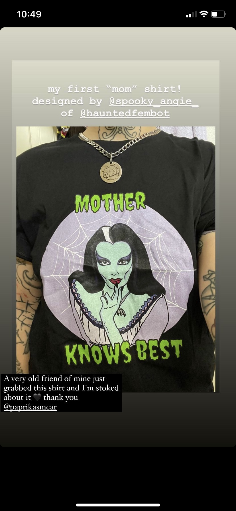 "Mother Knows Best" Lily Munster Super Soft T-shirt