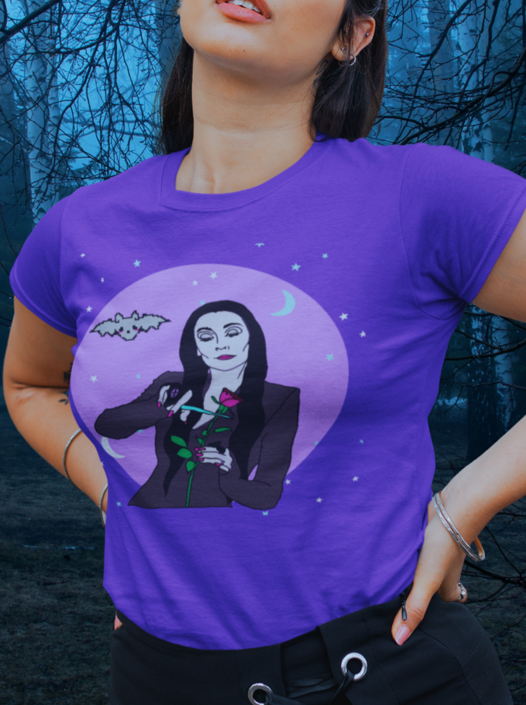 Morticia Loves Roses Retro Unisex T-Shirt
