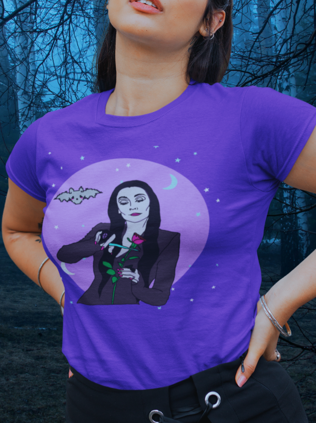 Morticia Loves Roses Retro Unisex T-Shirt